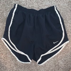 💙 NAVY NIKE SHORTS 💙